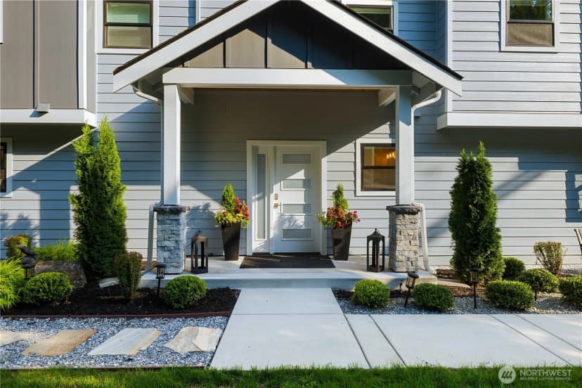 Property photo for 670 W Lake Sammamish Parkway Ne, Bellevue photo 22