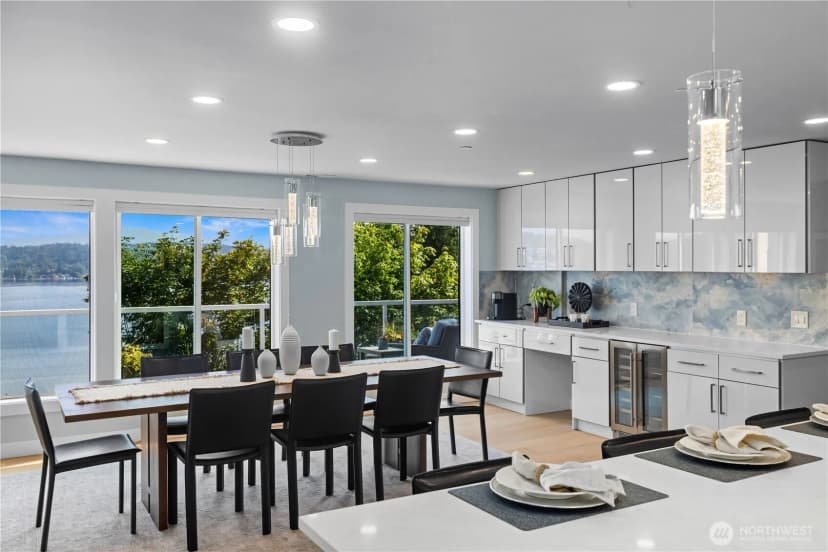 Property photo for 670 W Lake Sammamish Parkway Ne, Bellevue photo 10