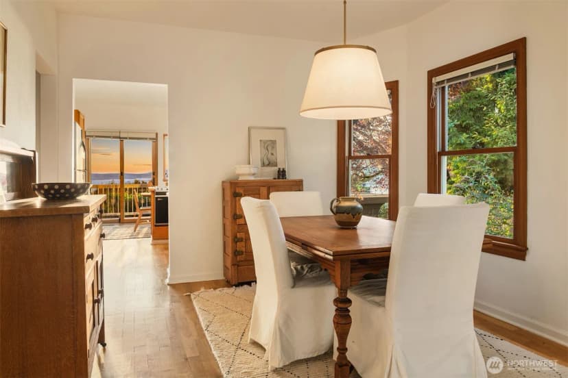 Property photo for 9015 38th Avenue Sw, Seattle photo 9