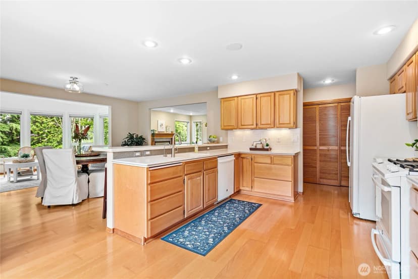 Property photo for 3907 Aaron Court, Bellingham photo 22