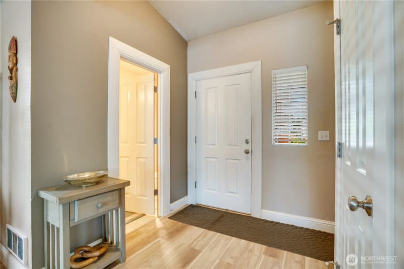 Property photo for 23809 Se 282 Street, Maple Valley photo 7