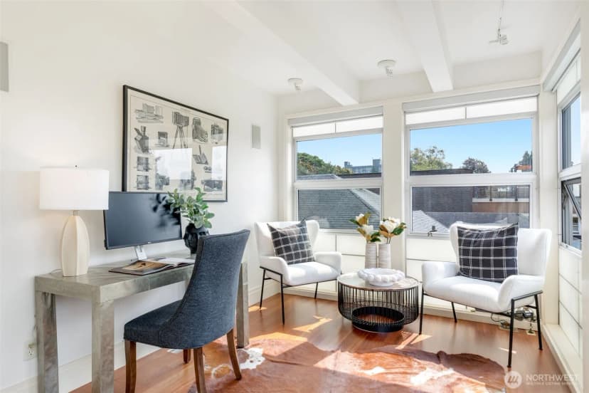 Property photo for 727 13th Avenue E, Seattle photo 18