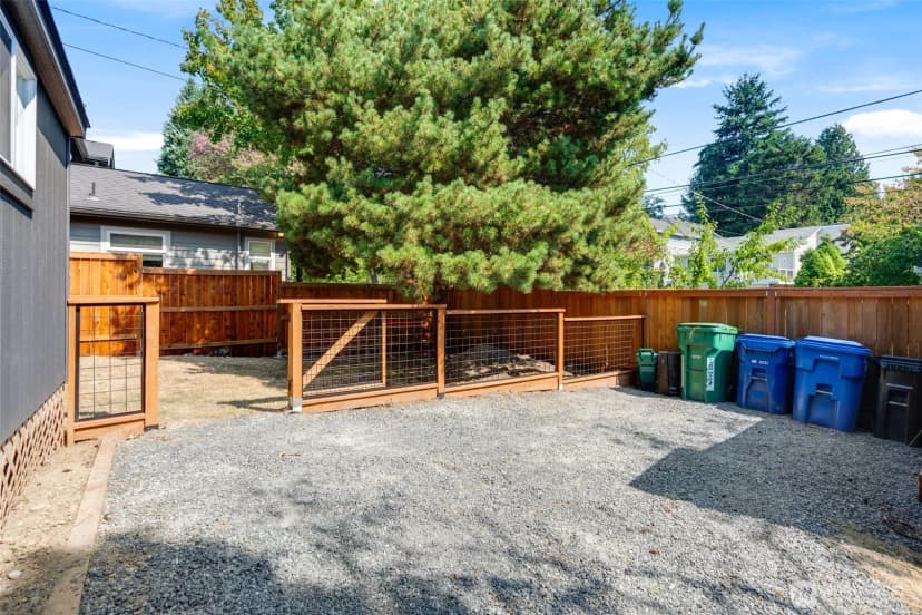 Property photo for 9015 Burke Avenue N, Seattle photo 35