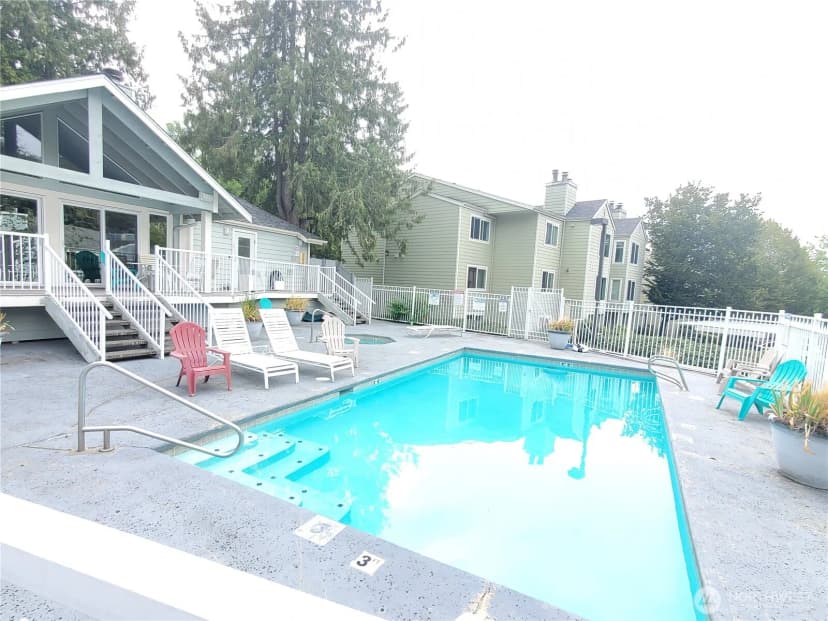 Property photo for 975 Aberdeen Avenue Ne #j104, Renton