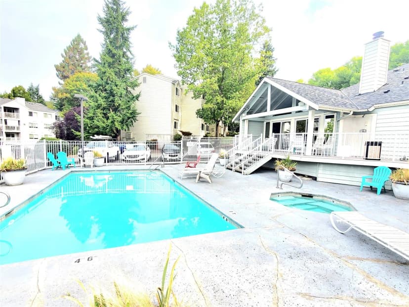 Property photo for 975 Aberdeen Avenue Ne #j104, Renton photo 14