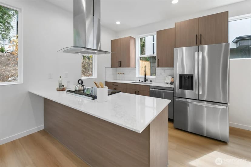 Property photo for 2809 S Grand Street, Seattle photo 8