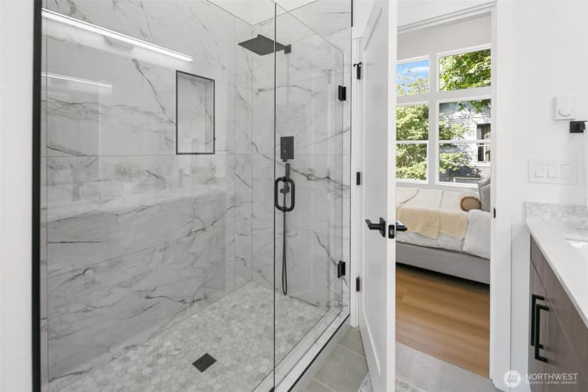 Property photo for 2809 S Grand Street, Seattle photo 17