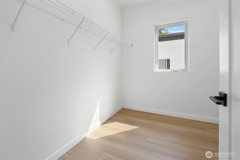 Property photo for 2809 S Grand Street, Seattle photo 14