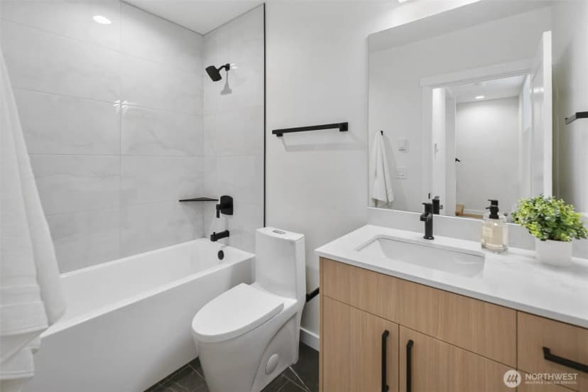 Property photo for 2809 S Grand Street, Seattle photo 19