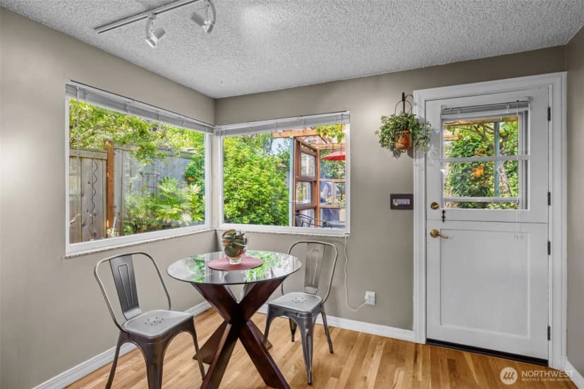 Property photo for 3016 Nw 74th Street, Seattle photo 9