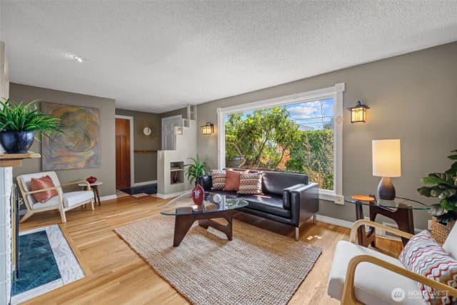 Property photo for 3016 Nw 74th Street, Seattle photo 4