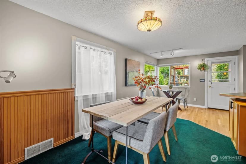 Property photo for 3016 Nw 74th Street, Seattle photo 6