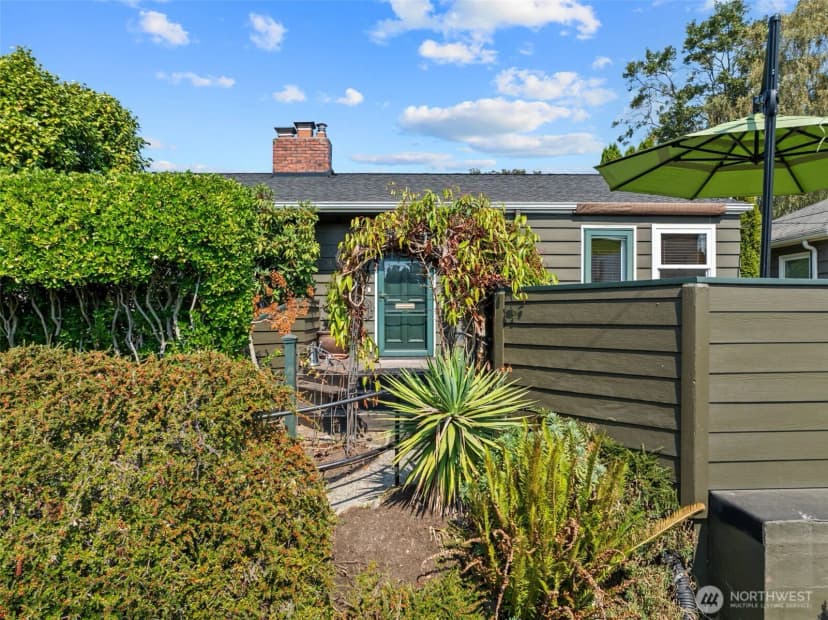 Property photo for 3016 Nw 74th Street, Seattle photo 2