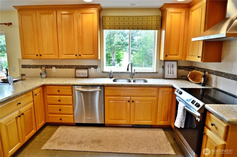 Property photo for 4701 116th Avenue E, Edgewood photo 9