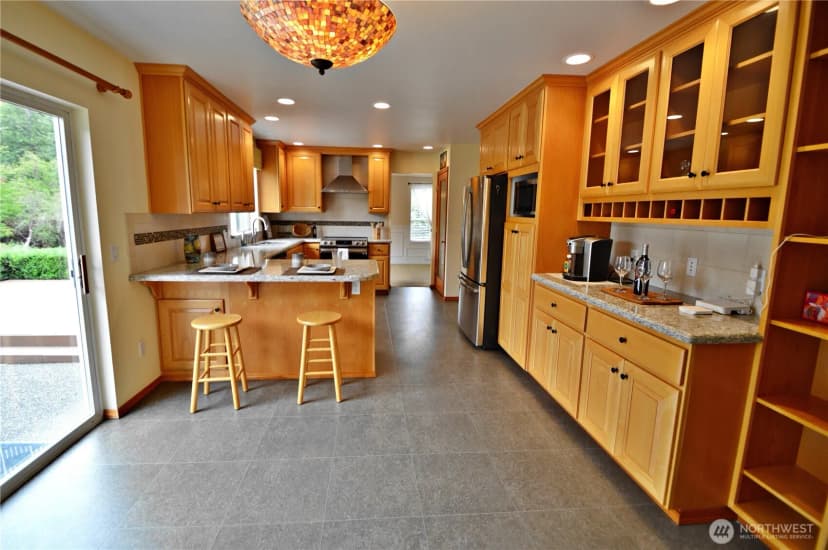 Property photo for 4701 116th Avenue E, Edgewood photo 8