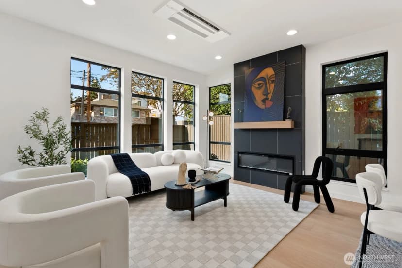 Property photo for 2037 Nw 61st Street #b, Seattle photo 4