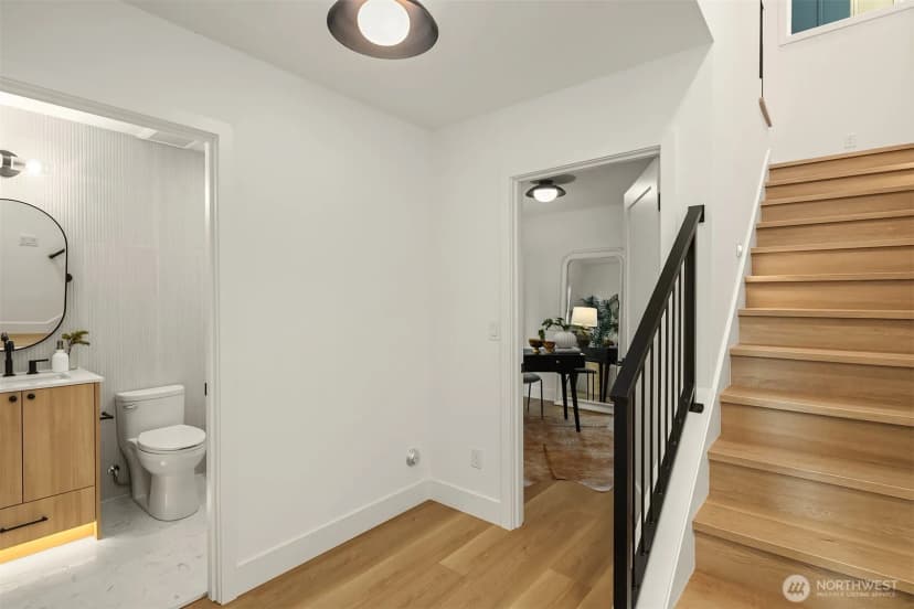 Property photo for 920 34th Avenue #a, Seattle photo 25