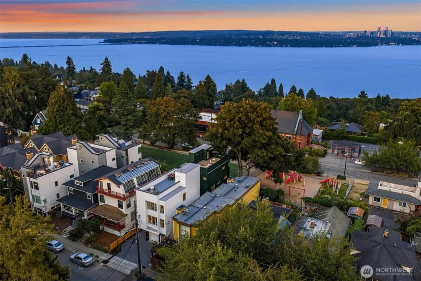 Property photo for 920 34th Avenue #a, Seattle photo 39