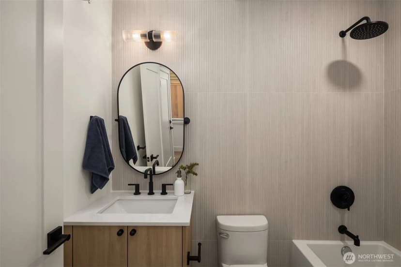 Property photo for 920 34th Avenue #a, Seattle photo 27