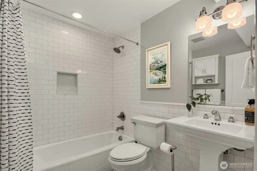 Property photo for 9214 21st Avenue Nw, Seattle photo 31
