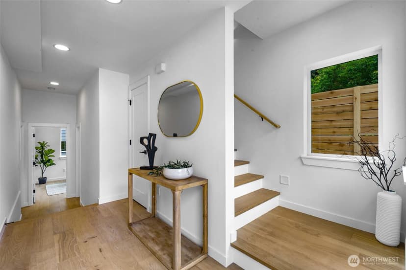 Property photo for 3424 20th Avenue S, Seattle photo 27