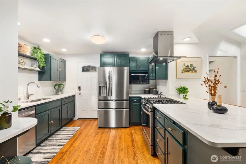 Property photo for 12817 70th Ave S, Seattle photo 11