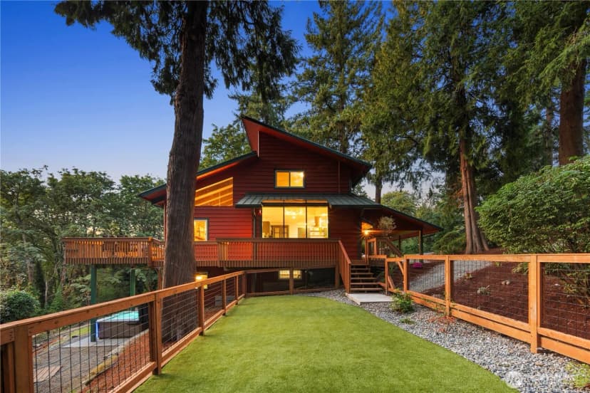 Property photo for 12817 70th Ave S, Seattle photo 34