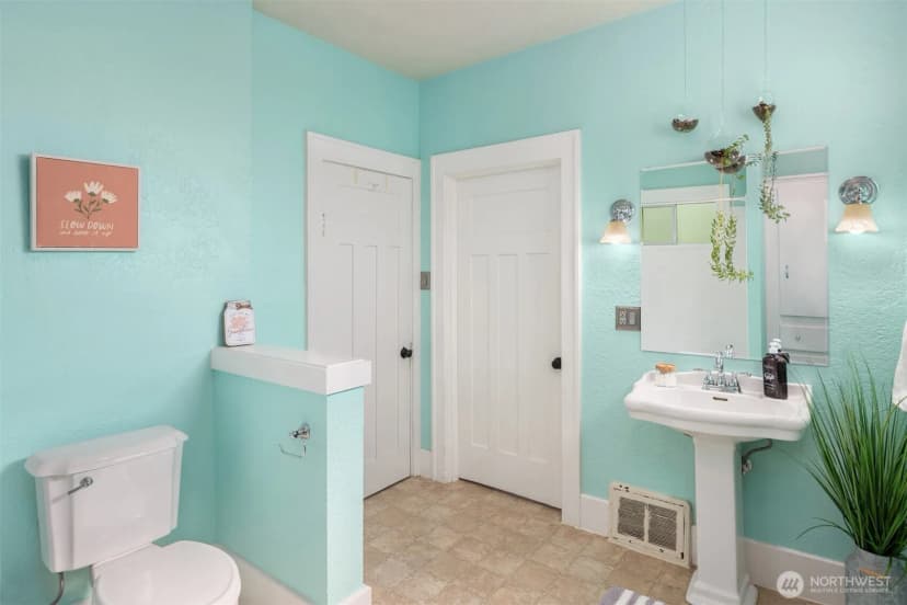 Property photo for 7641 46th Avenue S, Seattle photo 15