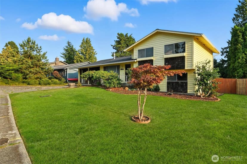 Property photo for 2614 E Crestline, Bellingham photo 2