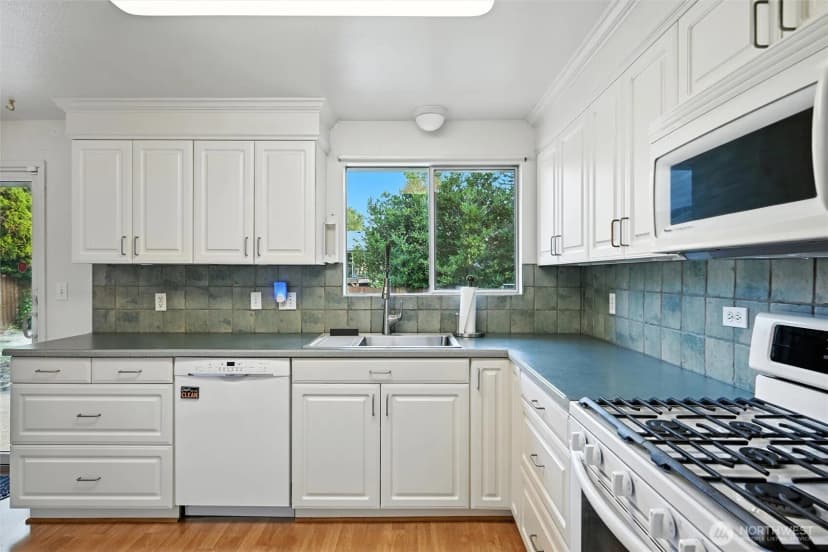 Property photo for 2614 E Crestline, Bellingham photo 7
