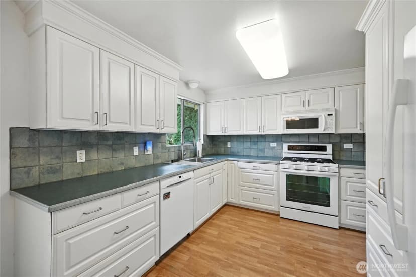 Property photo for 2614 E Crestline, Bellingham photo 8