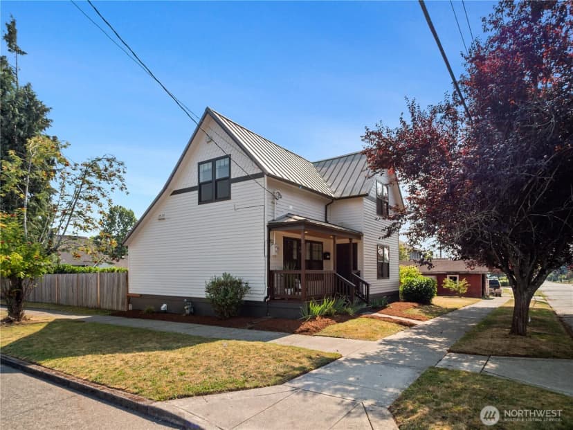 Property photo for 1637 Marion Street, Enumclaw