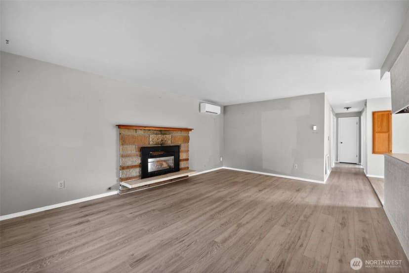 Property photo for 7022 Lazy Court Sw, Olympia photo 3