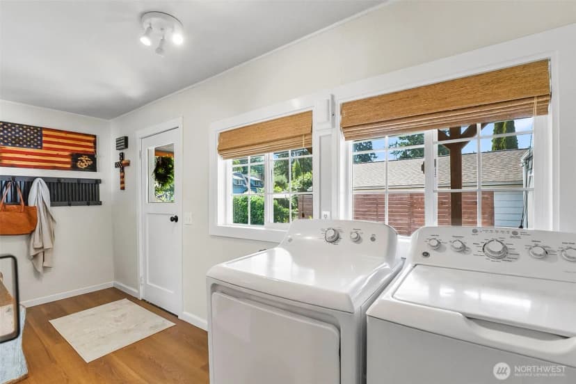 Property photo for 800 Baird Ave, Snohomish photo 11