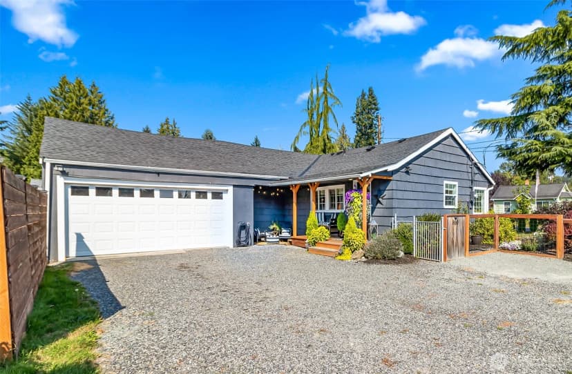Property photo for 800 Baird Ave, Snohomish photo 2