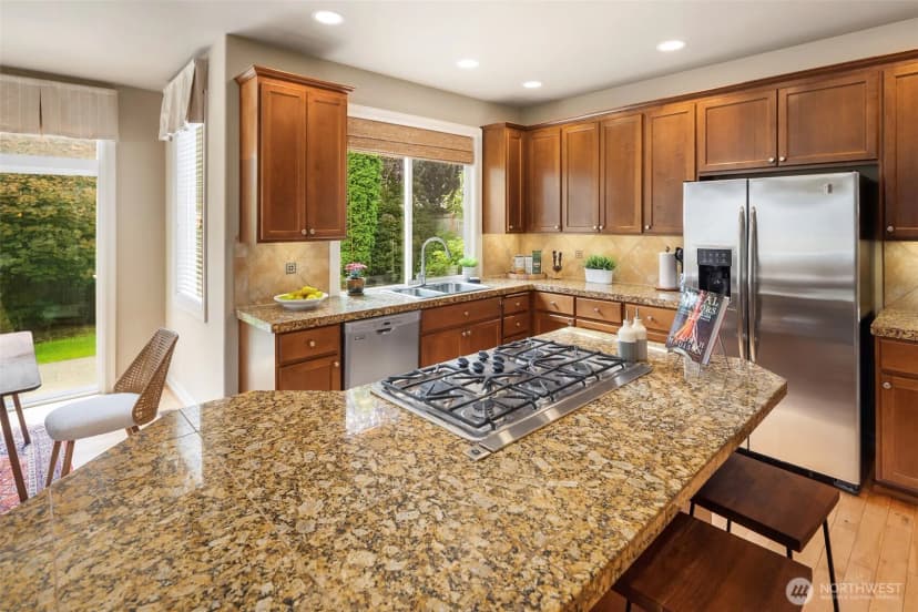 Property photo for 27519 Se 28th Place, Sammamish photo 15