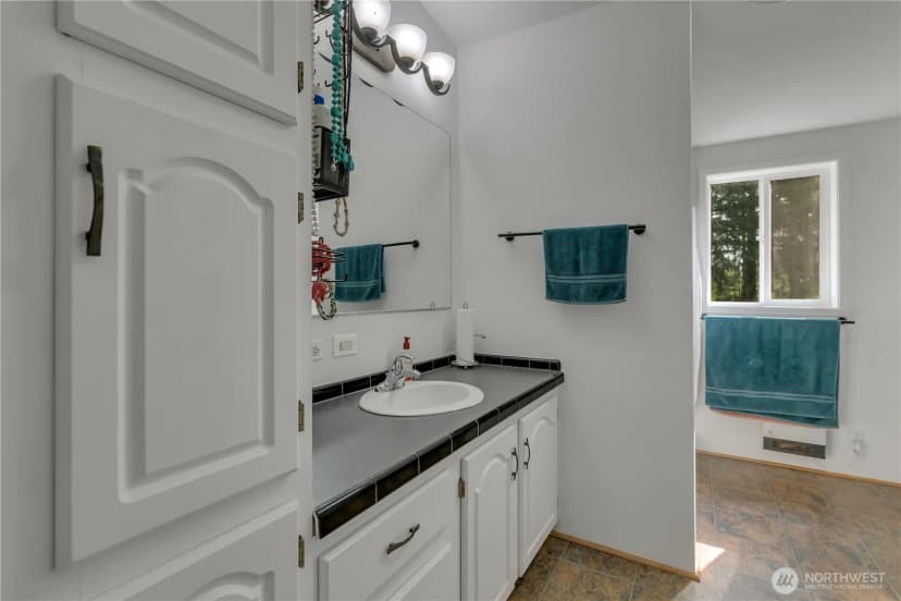 Property photo for 2220 W Plug Mill Road, Elma photo 17