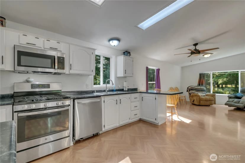 Property photo for 2220 W Plug Mill Road, Elma photo 12
