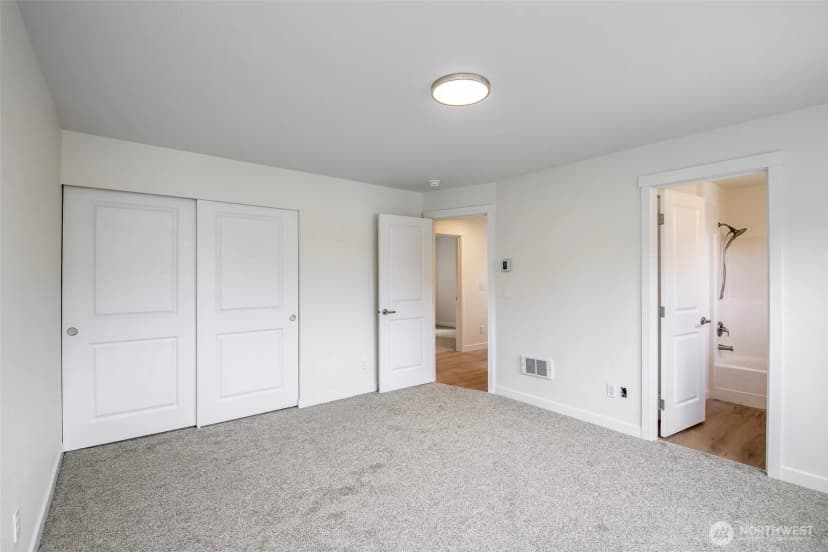 Property photo for 2014 Kelowna Place Se, Port Orchard photo 25