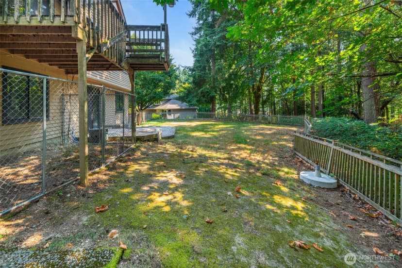 Property photo for 21229 Ne 14th Place, Sammamish photo 34