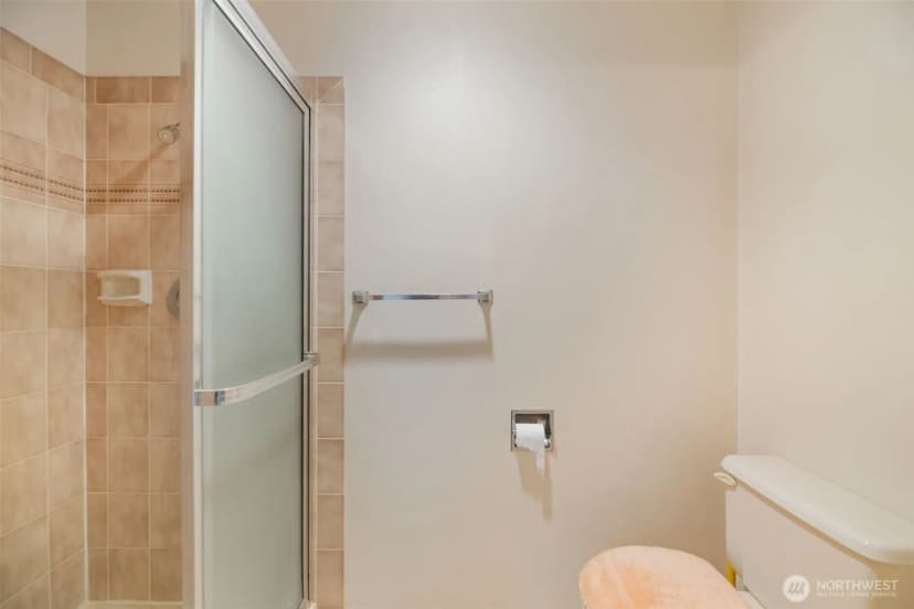 Property photo for 21229 Ne 14th Place, Sammamish photo 20