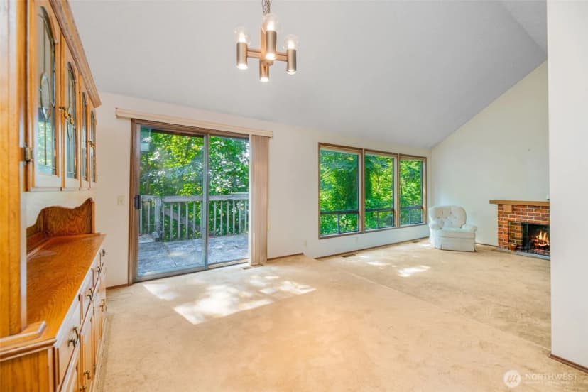 Property photo for 21229 Ne 14th Place, Sammamish photo 8