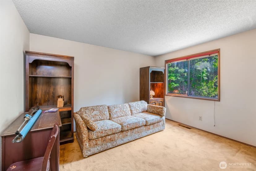 Property photo for 21229 Ne 14th Place, Sammamish photo 14
