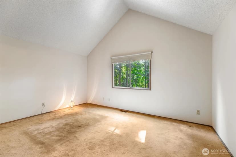 Property photo for 21229 Ne 14th Place, Sammamish photo 17