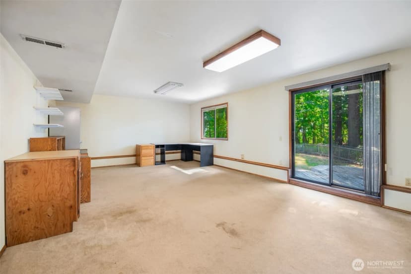 Property photo for 21229 Ne 14th Place, Sammamish photo 21