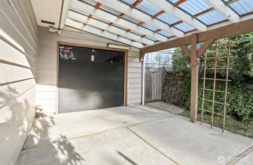 Property photo for 1807 N 170th Street, Shoreline photo 34