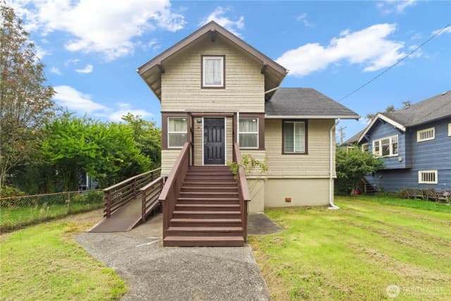 Property photo for 709 W 2nd Street, Aberdeen