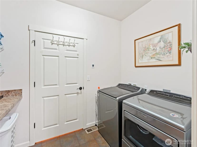 Property photo for 1771 Grand Avenue, Mount Vernon photo 19