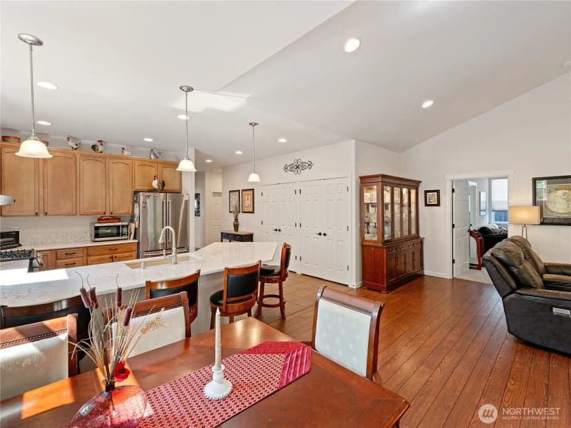 Property photo for 1771 Grand Avenue, Mount Vernon photo 6