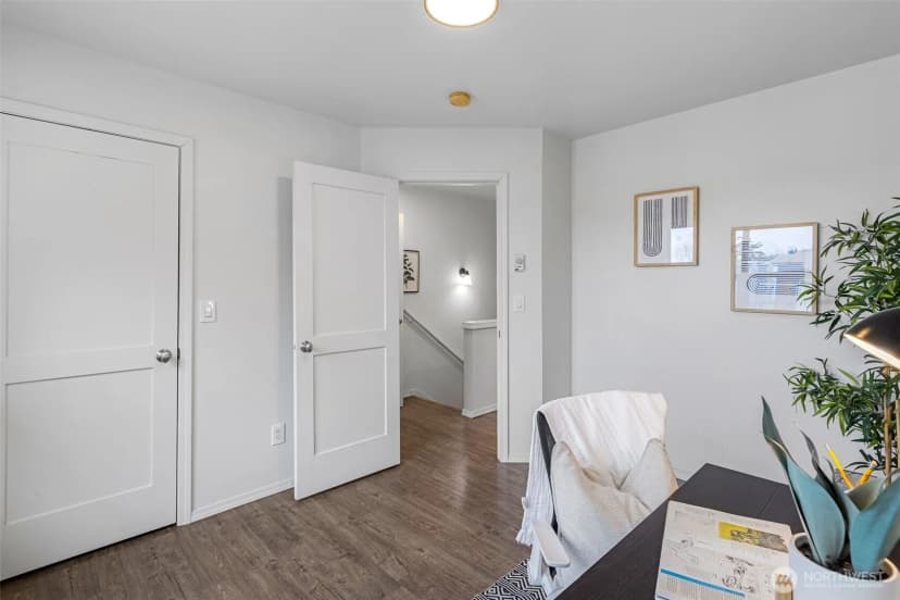 Property photo for 4802 Delridge Way Sw, Seattle photo 15